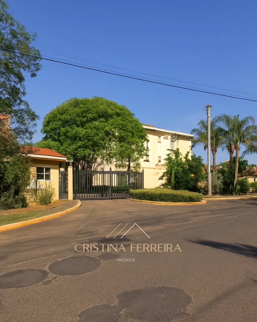 Apartment for Sale in Residencial das Flores, Pirassununga, São Paulo, Brazil